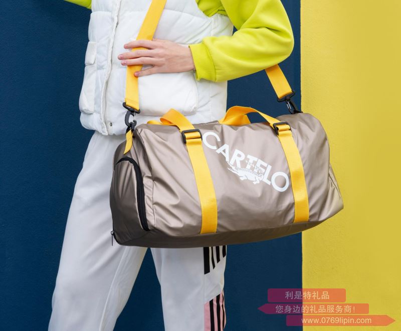 悅?cè)R時尚運動背包
