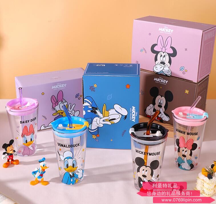 迪士尼童趣斜身吸管杯.jpg 迪士尼童趣斜身吸管杯.jpg