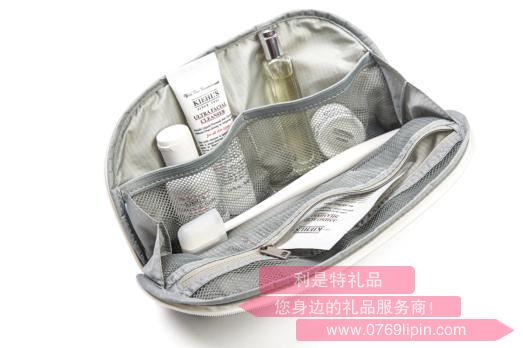 風(fēng)吟輕巧洗漱包CW0101.jpg