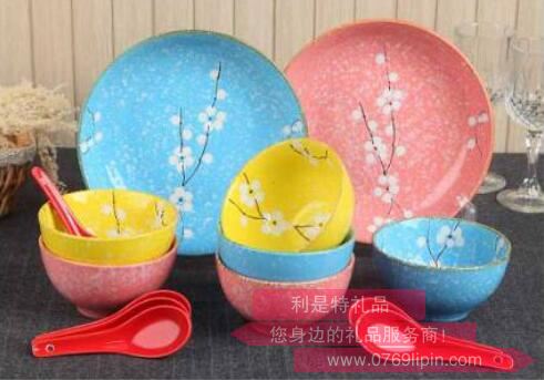14頭雪花釉手繪梅花Y0010.jpg 14頭雪花釉手繪梅花Y0010.jpg