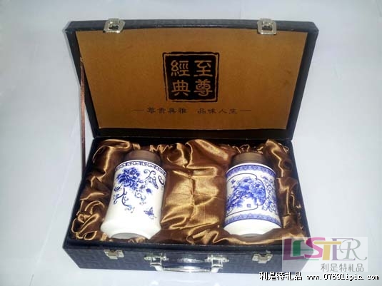 國色天香、榮華富貴養(yǎng)生禮品陶瓷套裝兩件套